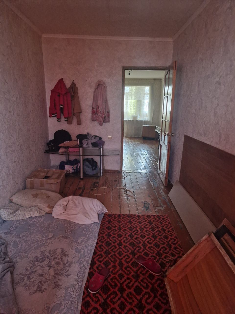 Срочно продается 2ком квартира.Дом быта, Ялангач.Максим Горький
