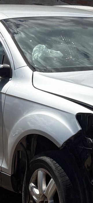 Audi Q7 Face 2012 година Десен Калник