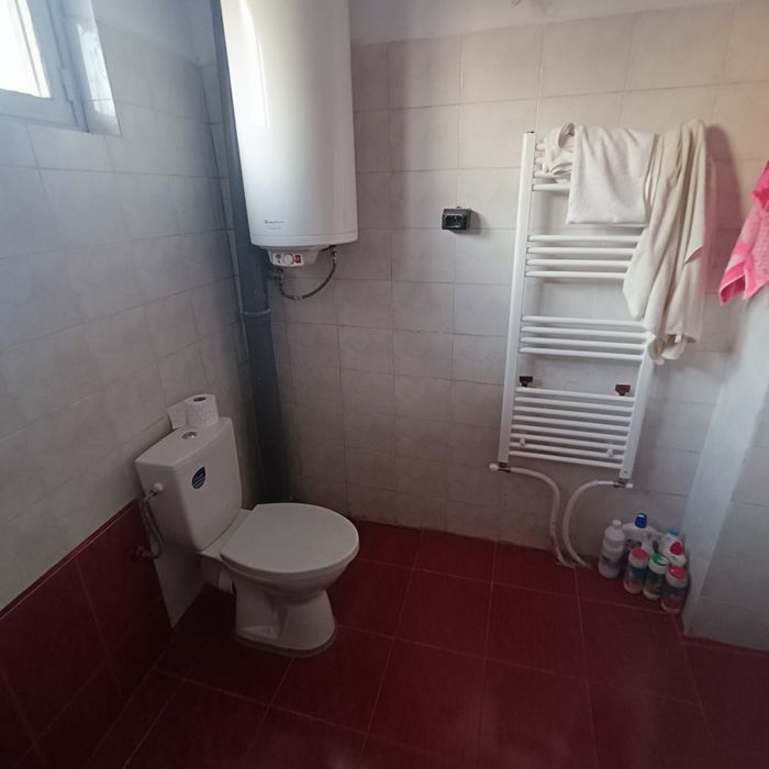 Наем на  етаж на къща