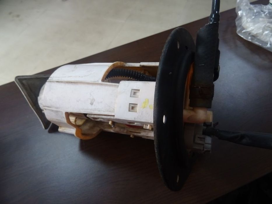 Vand Pompa Combustibil Motorina Electrica Opel Agila 1.3 CDTI cod: 15100-84e50