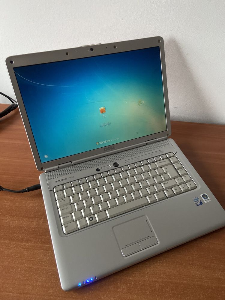 Laptop Dell Inspiron 1525 ( HDMI, Core2Duo, camera web )