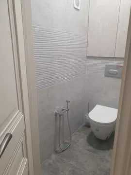 Сдам евро квартиру на Садык Азимова ц1