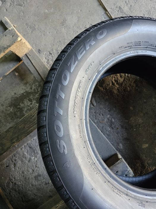 2 anvelope iarna 215 65 16 Pirelli 6.6mm