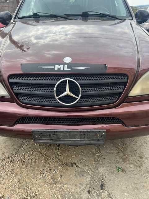 Dezmembrez Mercedes ML automat 270CDI,W163, 2001,2.7 CDI 120kw Maro