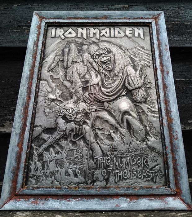 Vand tablou in relief, A4, Iron Maiden (aluminiu, handmade)