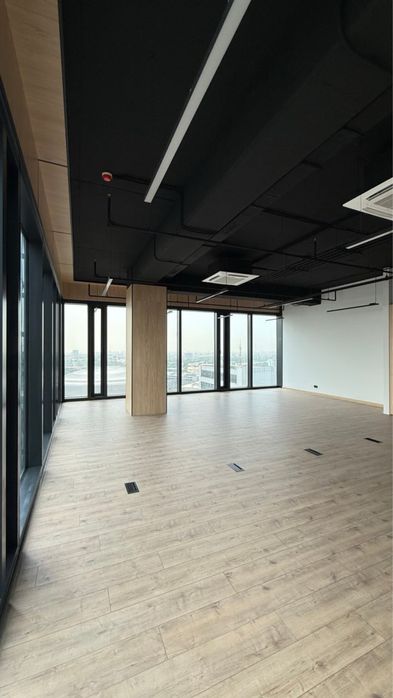 Срочно сдаётся в аренду нежилое помещение в Nest One 91 м2