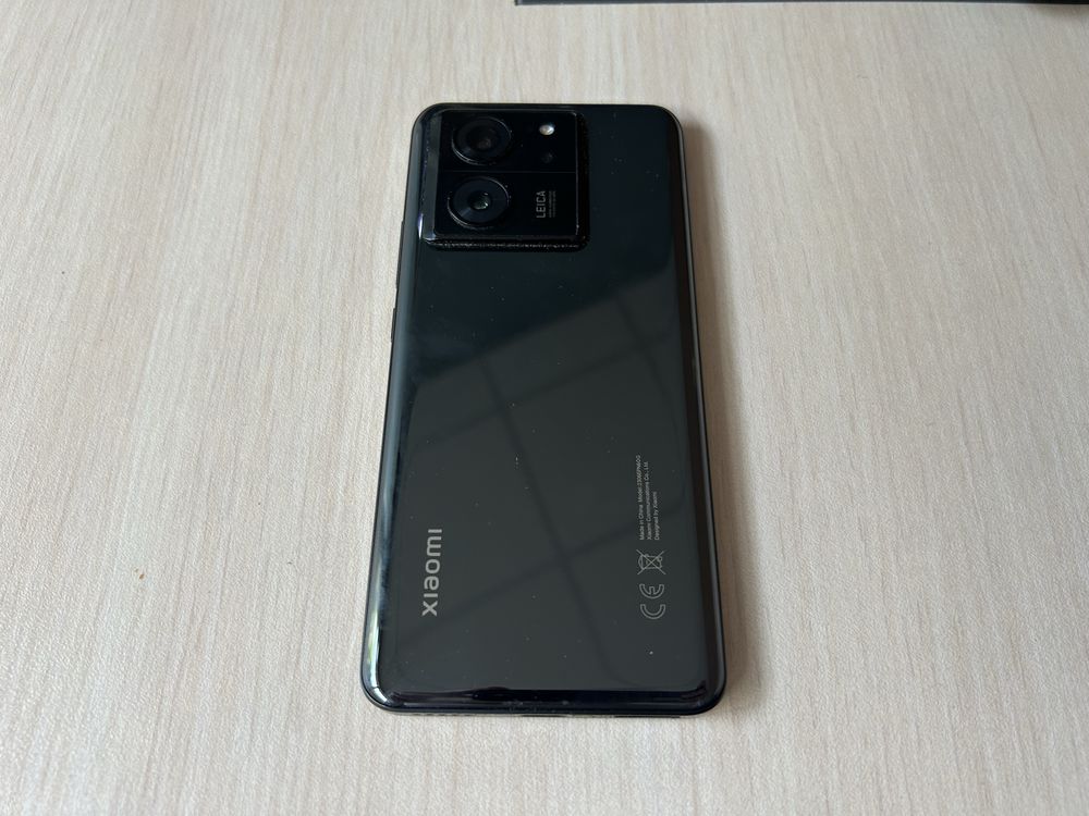 Продавам Xiaomi 13T 256/8GB