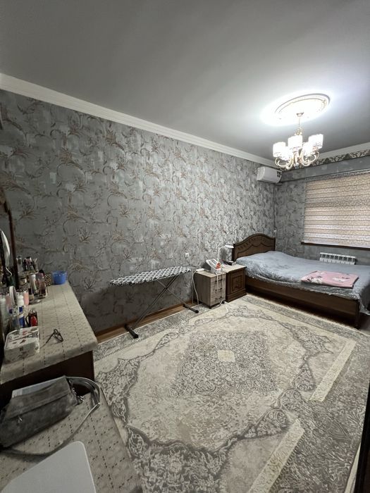 Nurafshon ko’chasida 4 xonali 130 kv 2 ta saunzel 2 ta dush tayyor