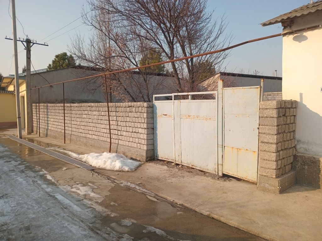 2 соток пустой участка сотилади жумабозорда