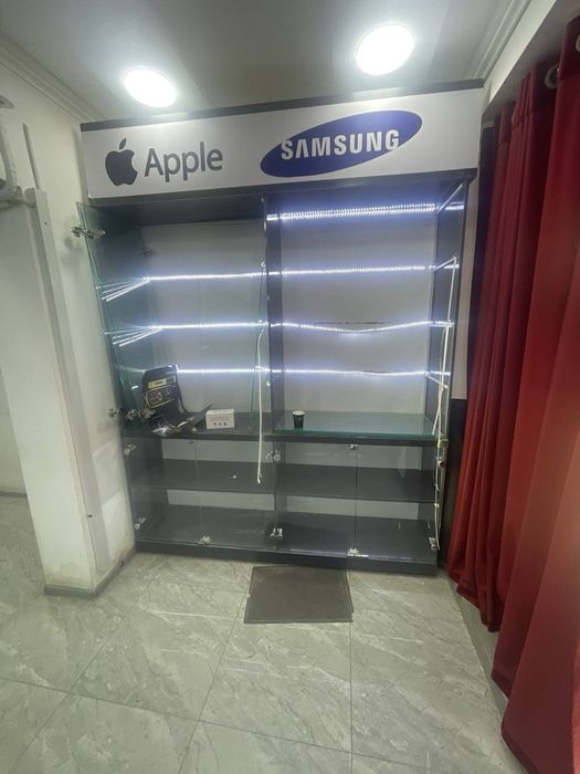 Assalamu aleykum Telef aksesuarlari uchun mebel .