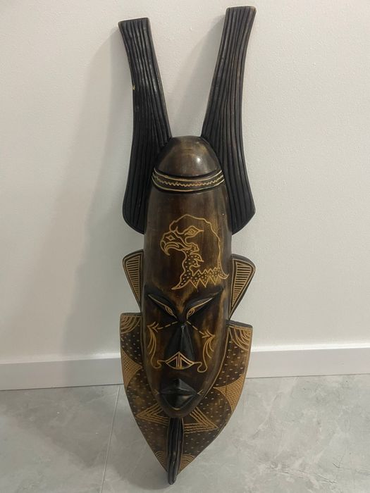 Statueta perete foarte veche