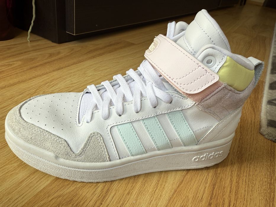 Маратонки Adidas детски