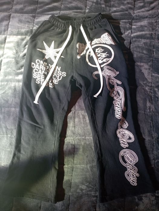 Pantaloni hellstar