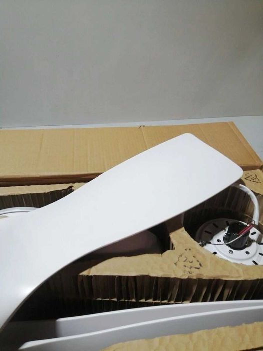 Philips Осветление с вентилатор за таван 28W дистанционно димиране