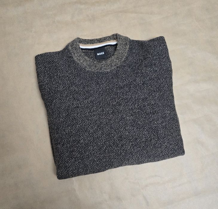 Bluza Hugo Boss Virgin Wool