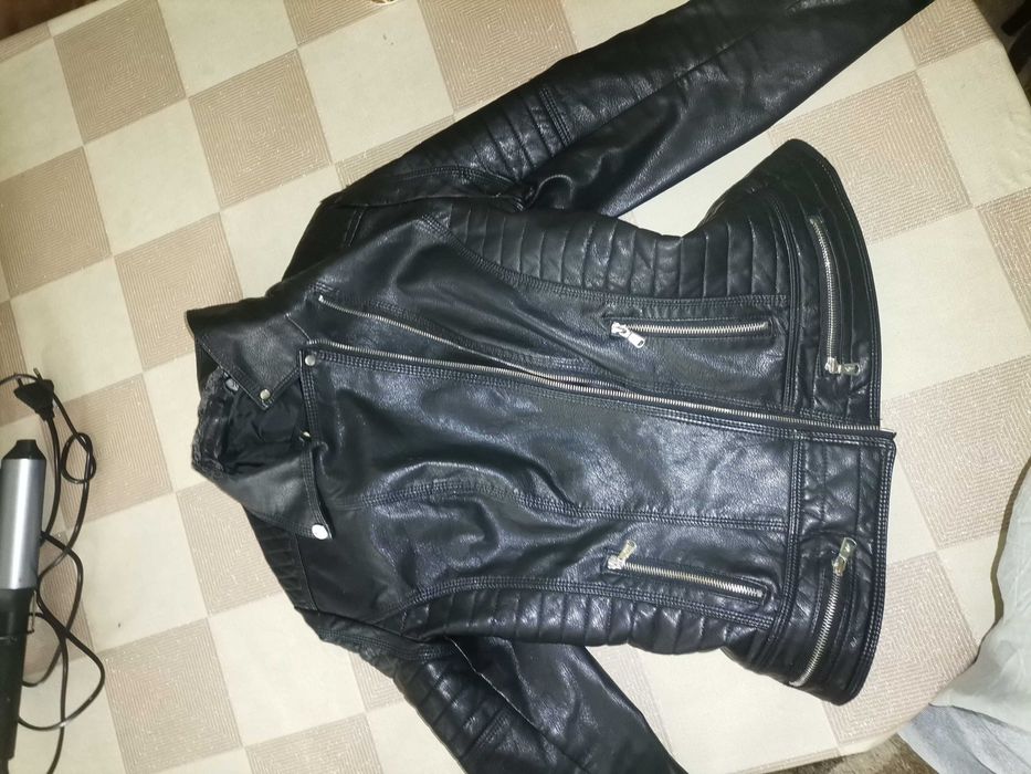 Дамско кожено яке размер М