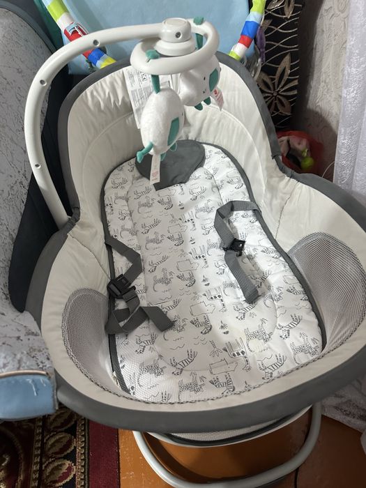 Шезлонг в хорошем состоянии