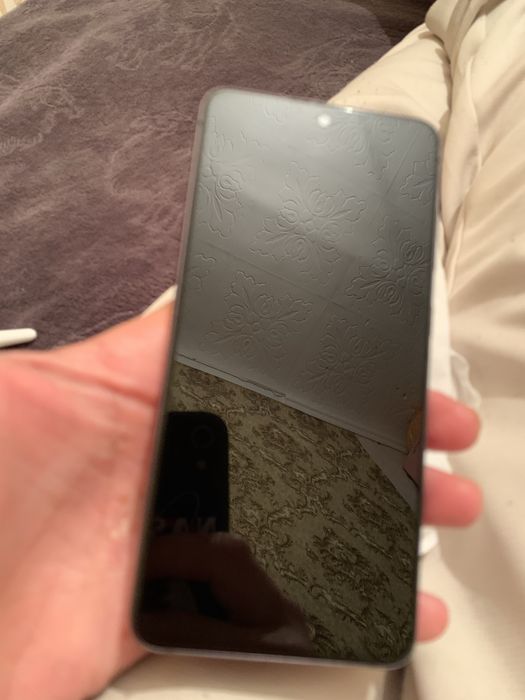 Продам Самсунг s21 fe 5g состояние (БУ как НОВЫЙ) коробка зарядка