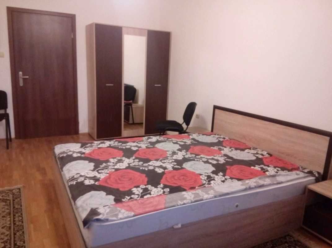 Тристаен ап. под наем в кв. Младост 3