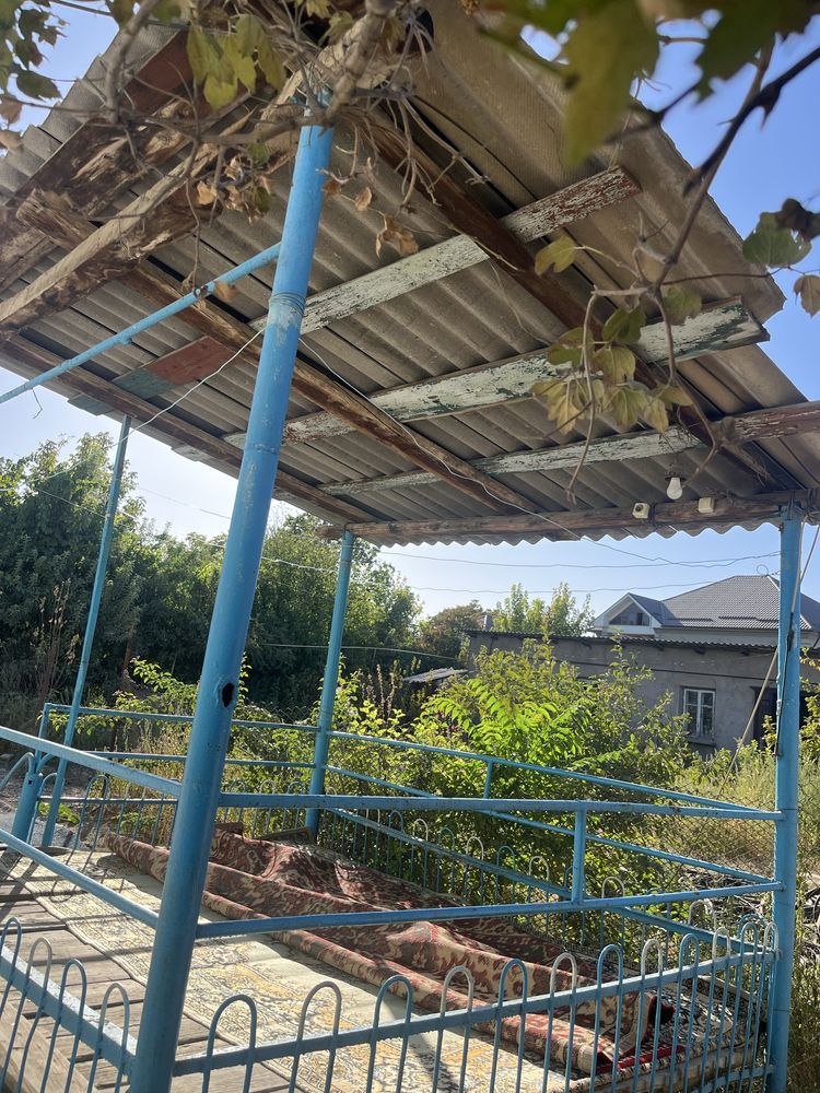 Продам топчан срочно