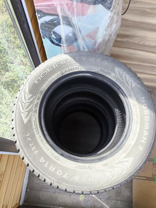 Зимние шипованные шины Nokian Tyres 185/70/R14