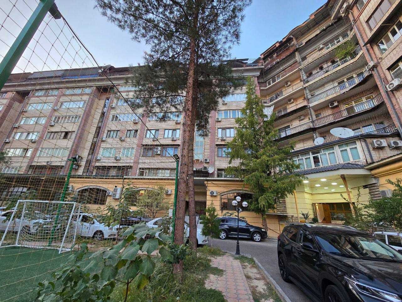СРОЧНО продажа 4/4/8 Габус Метро Ойбек, 173м2