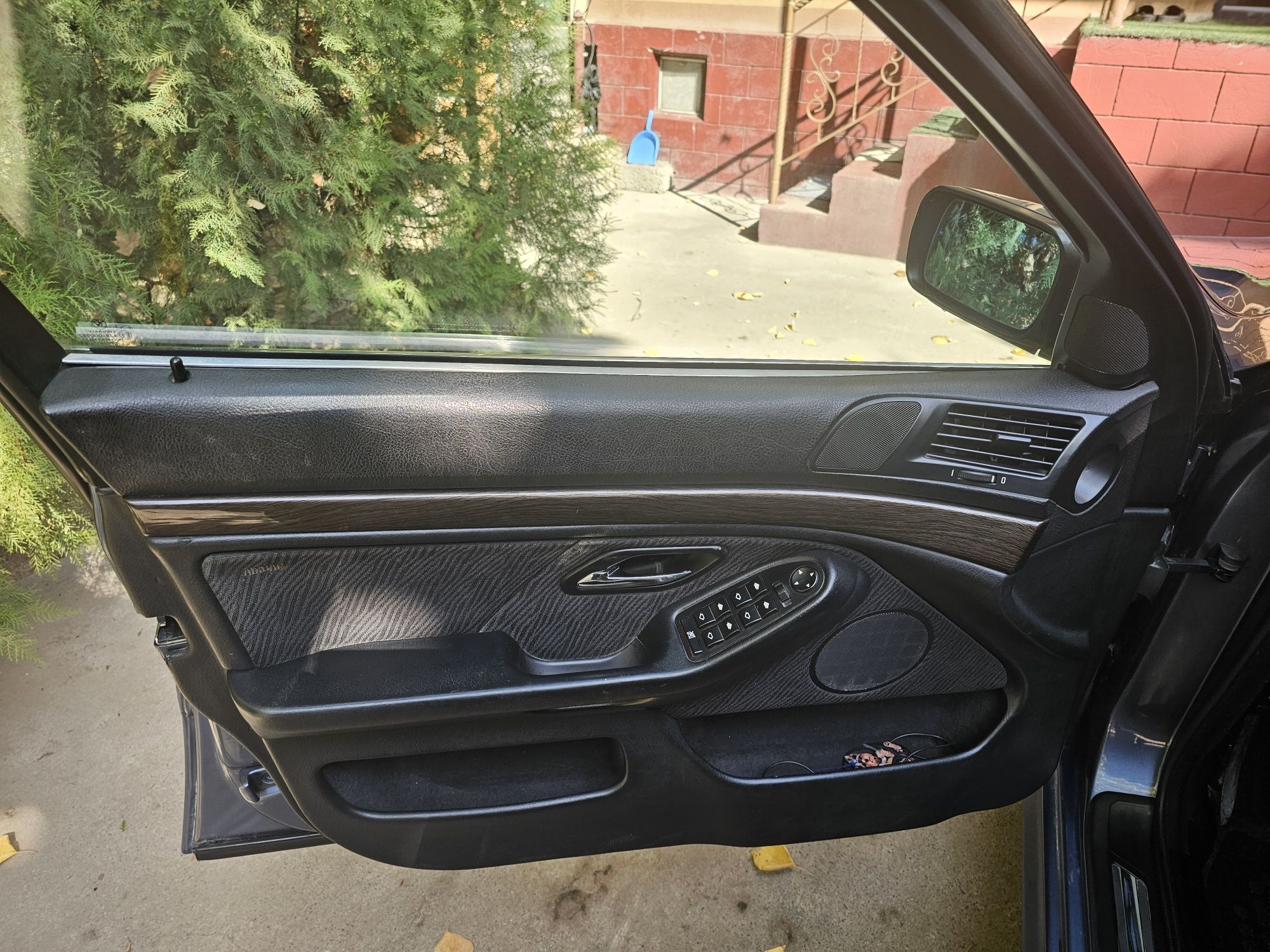 Своя Bmw e39 525i 2002 г. БМВ Е39