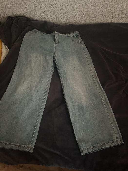 Продам джинсы