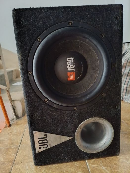 Комплект автозвука JBL с усилителями