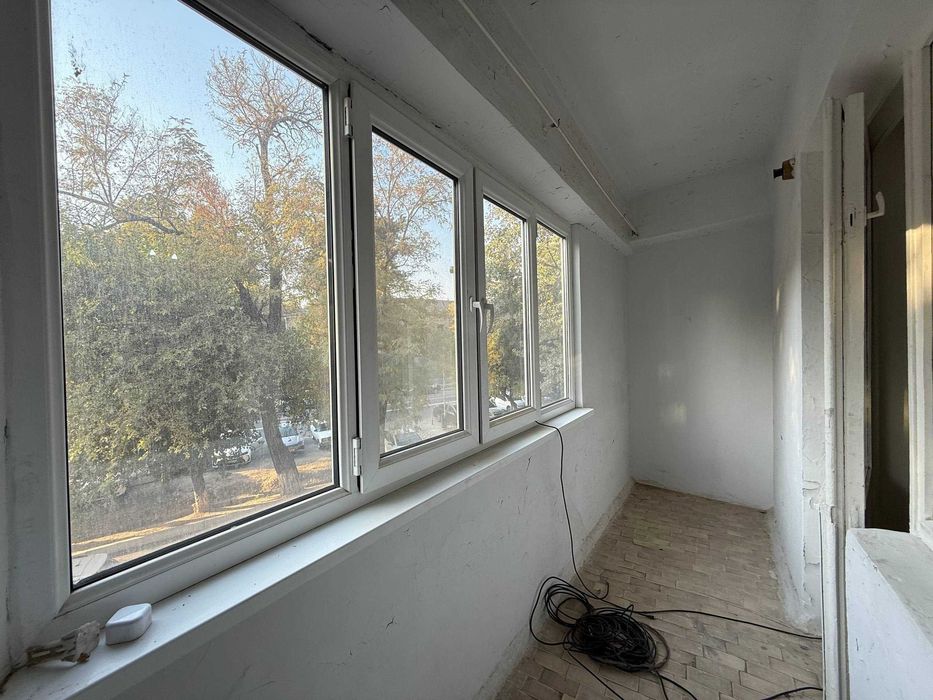 На: Ц-1 Ул. Истикбол 
Мирабадский район
Ор-р: “B&B Coffe House