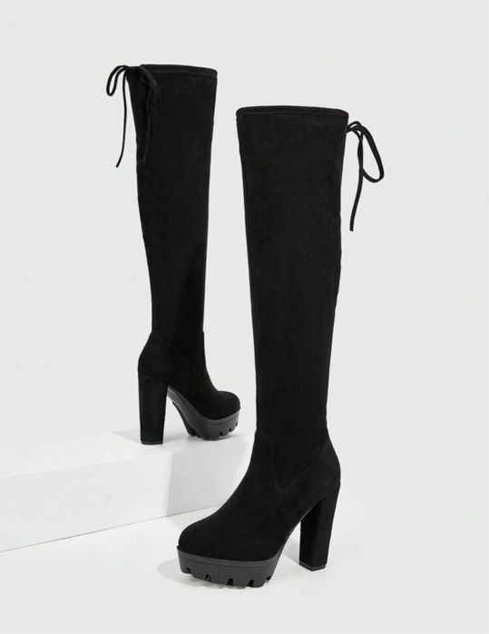 Дамски ботуши над коляното