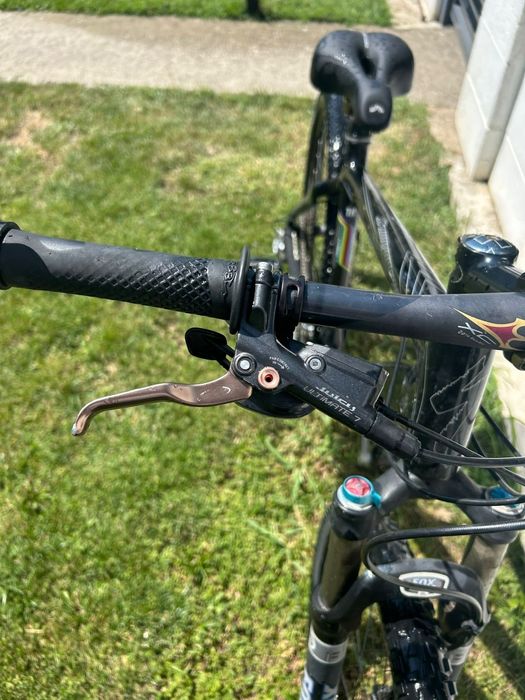 Bicicleta specialized,stumpjumper expert.La schimb cu kukirin g2