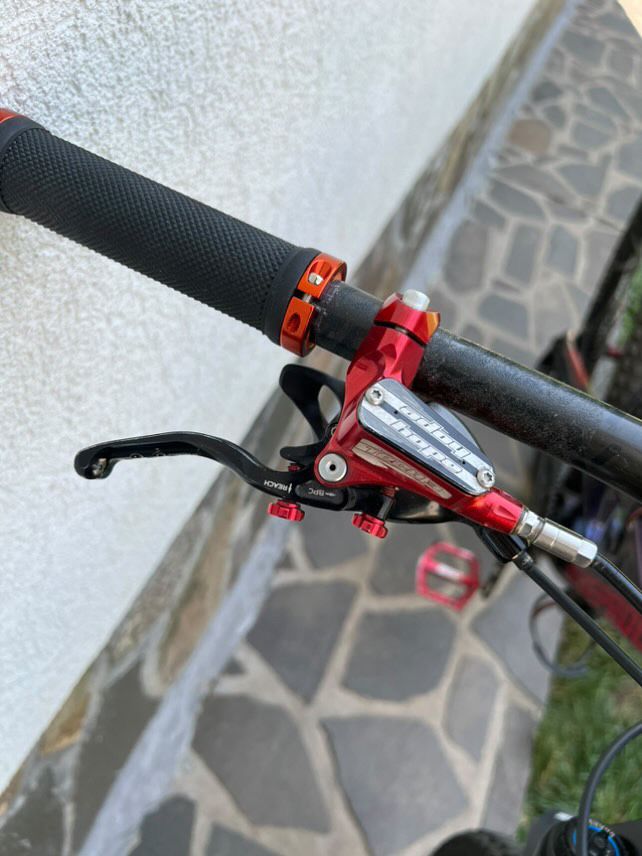 Bicicletă Enduro Nukeproof Mega 275c RS 2019 MTB