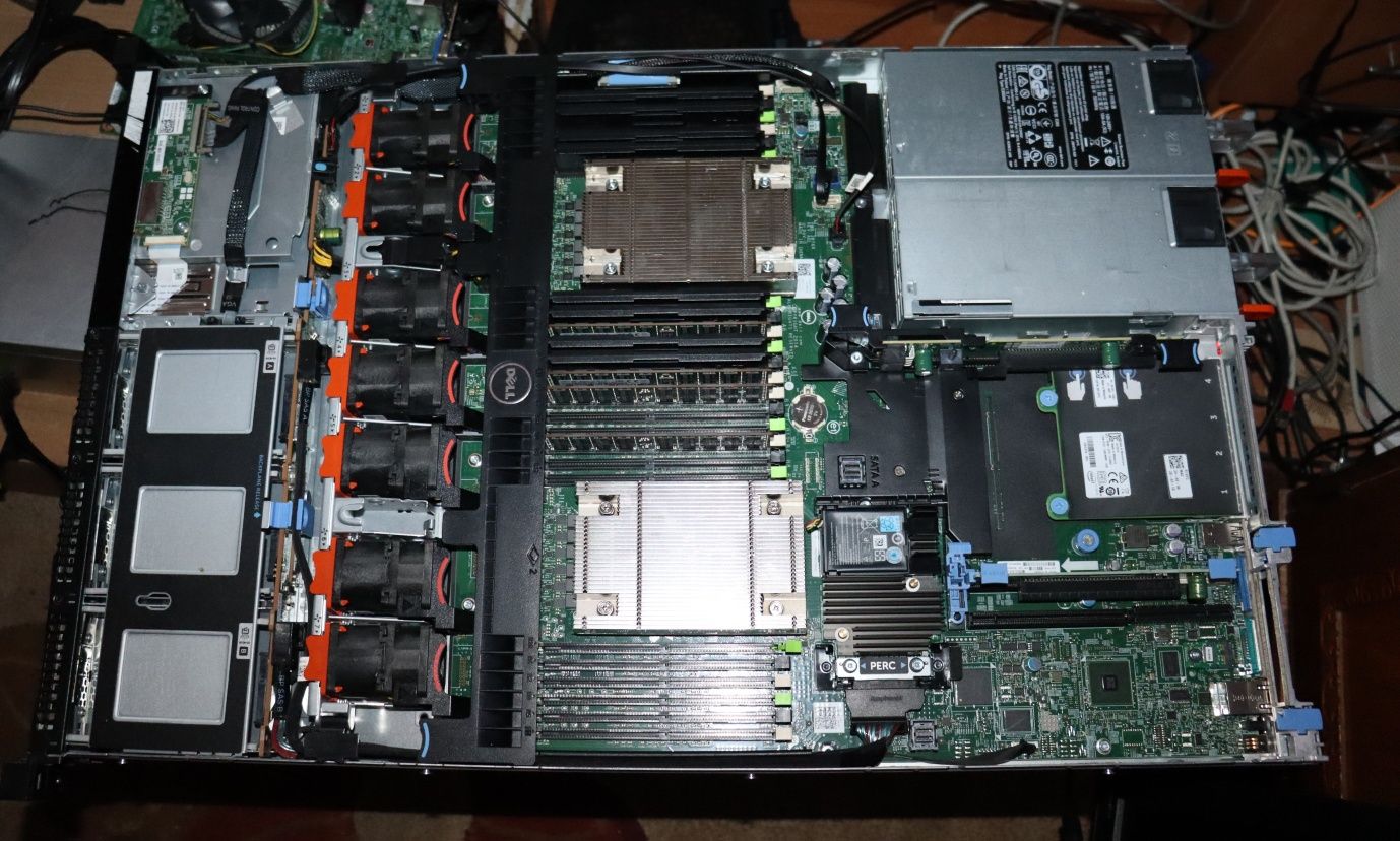 Server Dell PE R630 1U 24 Cores 2 x E5-2690 V3 64Gb 1500W