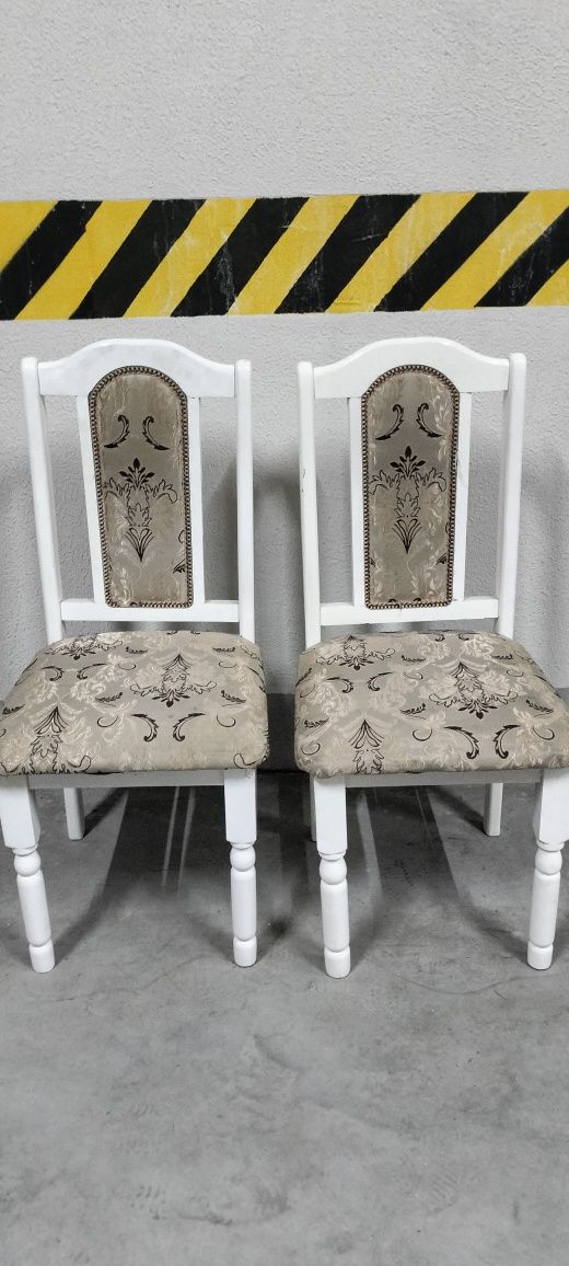 2 стула белые, р-н АДК