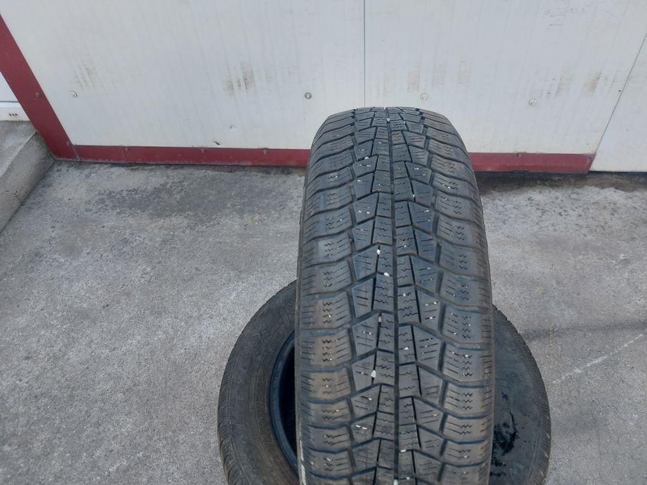 100 lei bucata! Doua anvelope M+S/IARNA 185 65 15 Viking