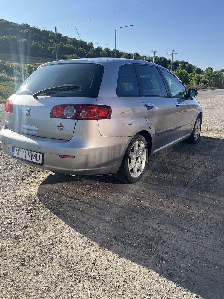 Vând Fiat Croma 2005