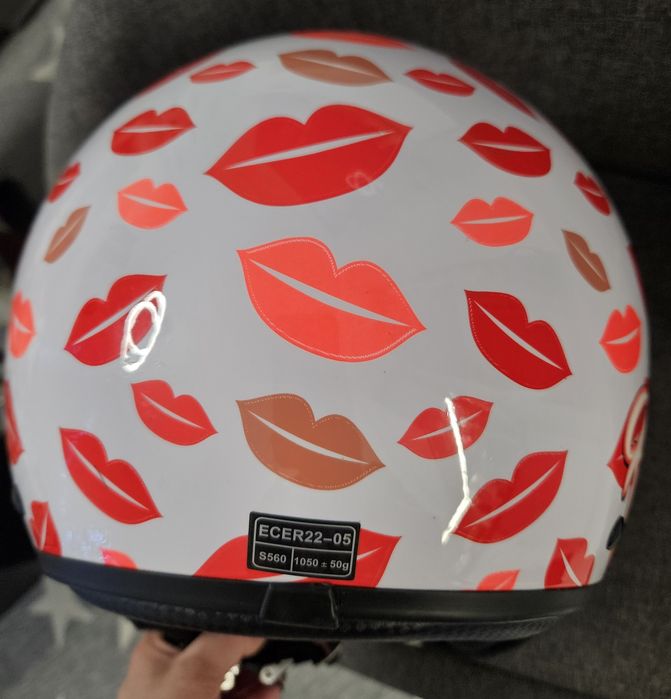 Каска за скутер (женска)