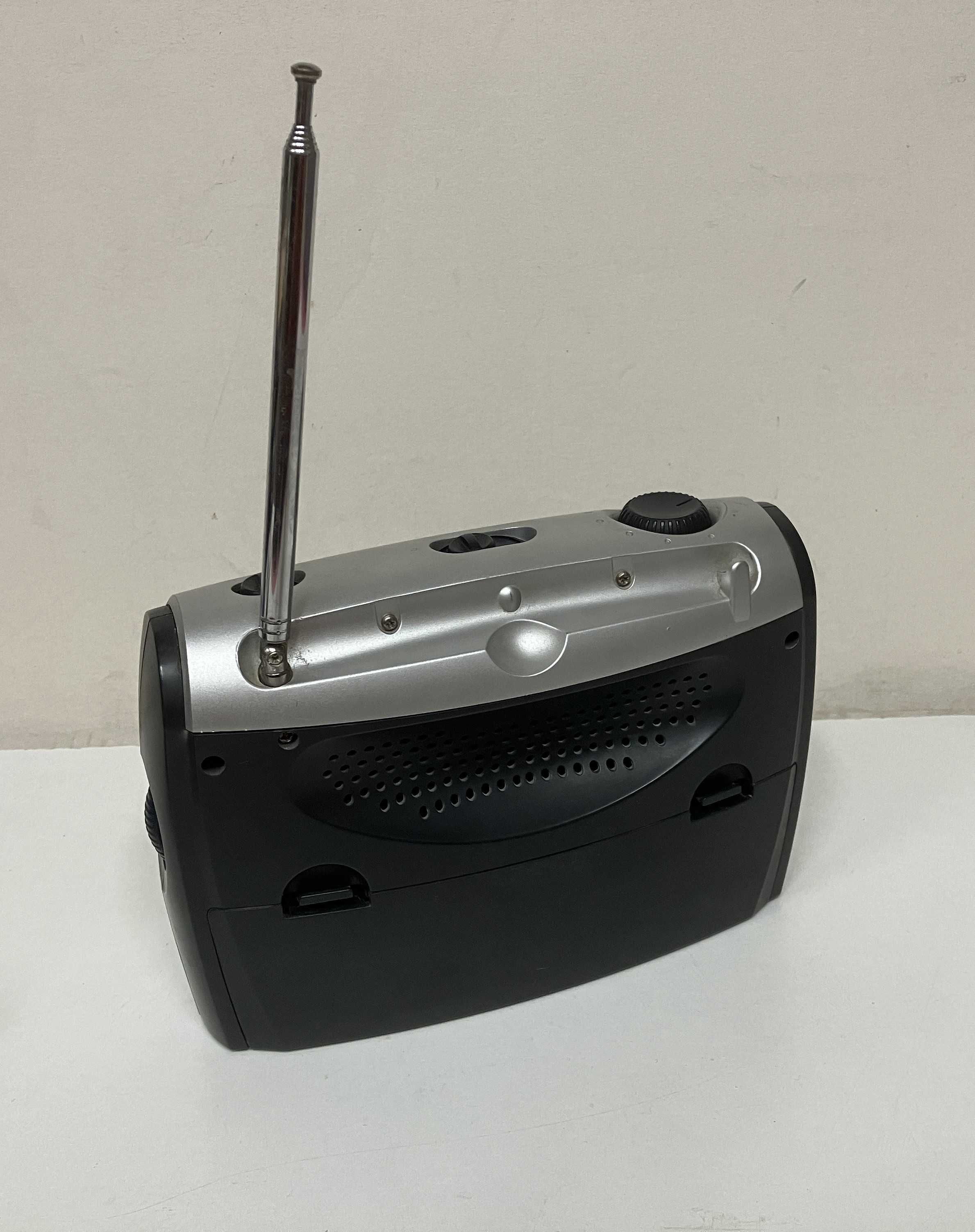 Преносимо радио Philips AE2160