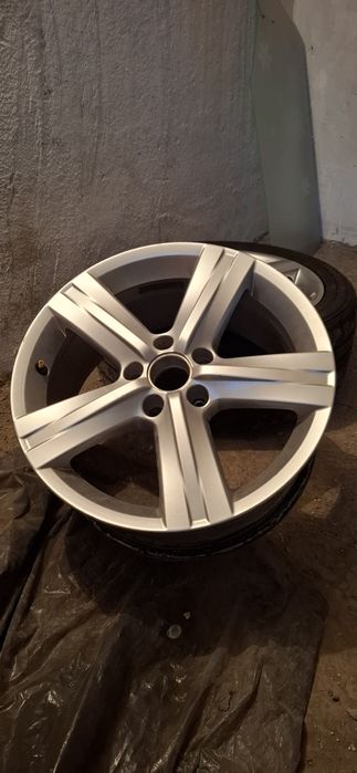 Janta originala vw r17 model fontana