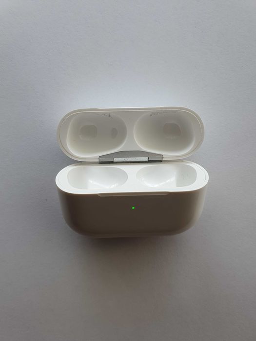 Оригинален кейс за зареждане на AirPods Pro – Charging Case