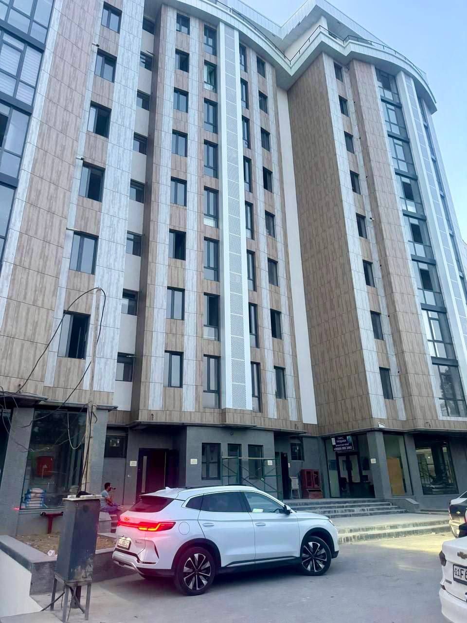 Срочно прадайутса квартира юунусабод мега планет
