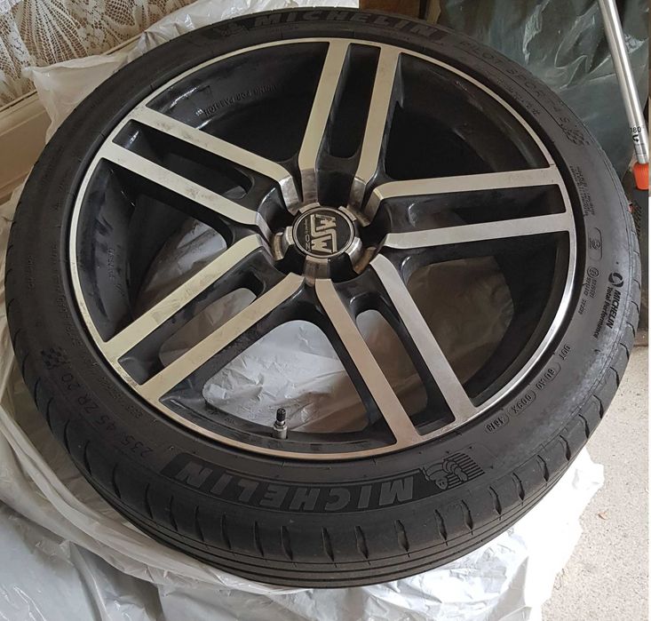 Jante MSW by Oz etc. 20'' anvelope 235 45 20