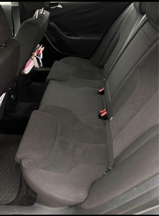 Volkswagen Passat 1.9TDI 105cp impecabil fara rugina