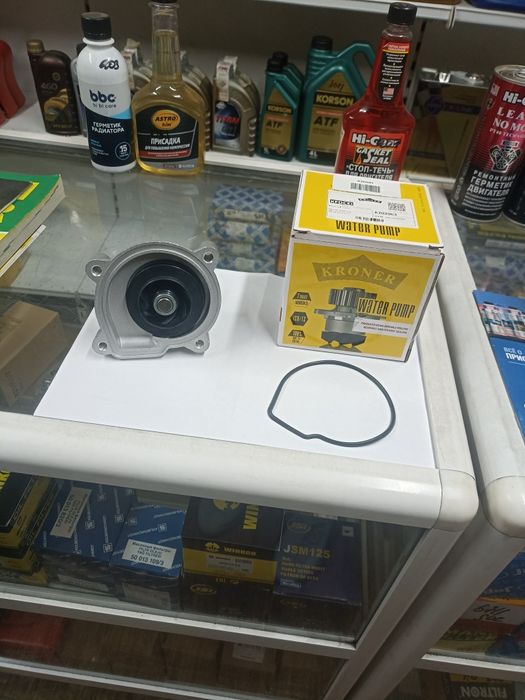 Водяной насос  на Volkswagen polo sedan cfna