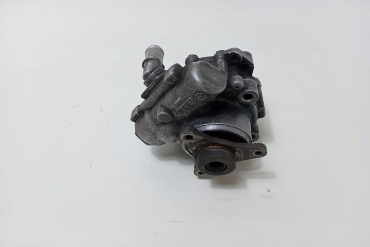 Pompa servo 2.5 dci Opel Movano  seria