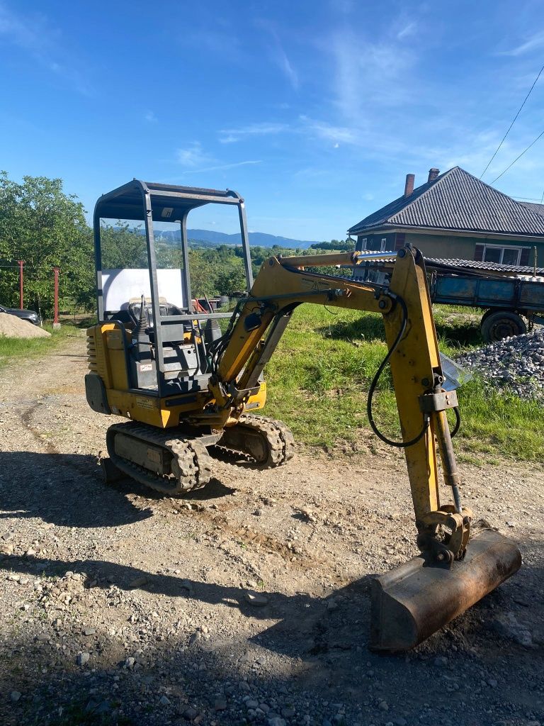 Miniexcavator JCB 1,5 tone