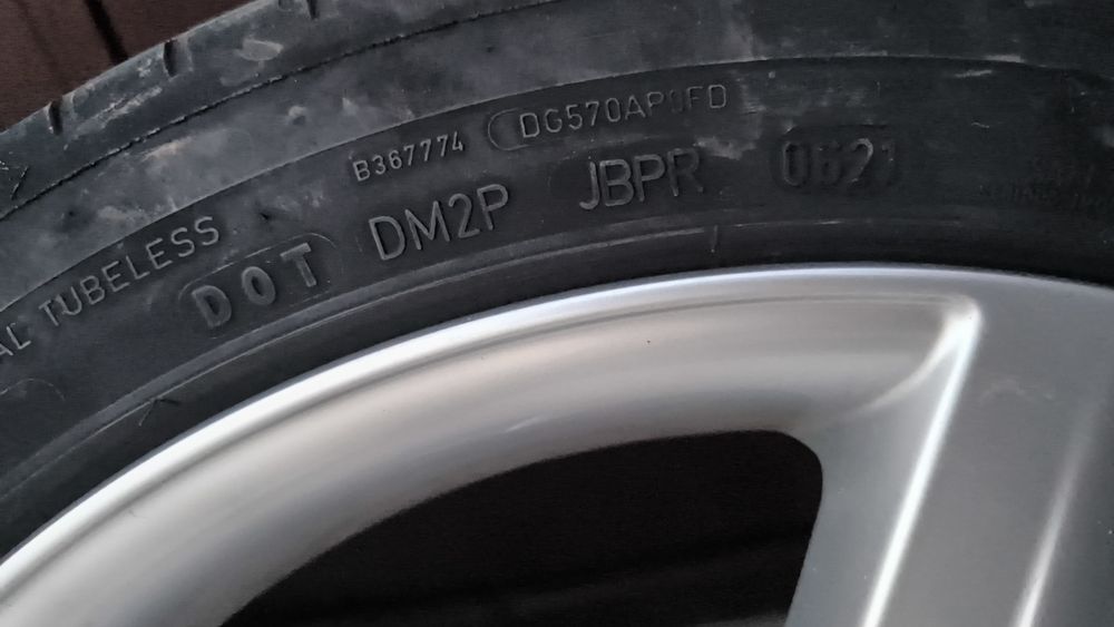 Vând roți Audi A4 245/40/18 vară