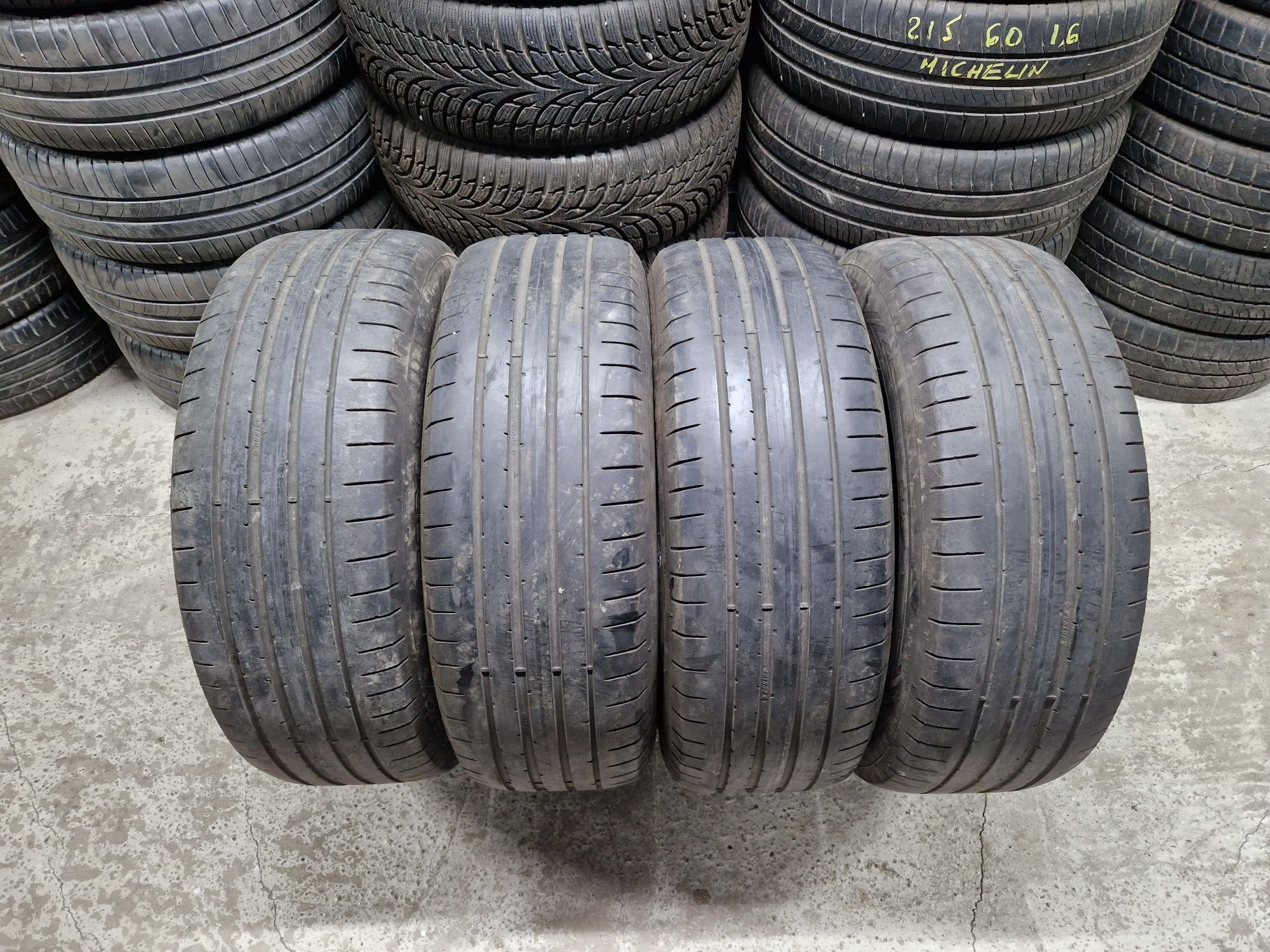 Set 4 anvelope SH vara Dunlop 235/60/18 dot 2019