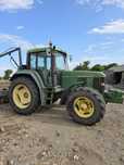 Tractor JOHN DEERE 6800